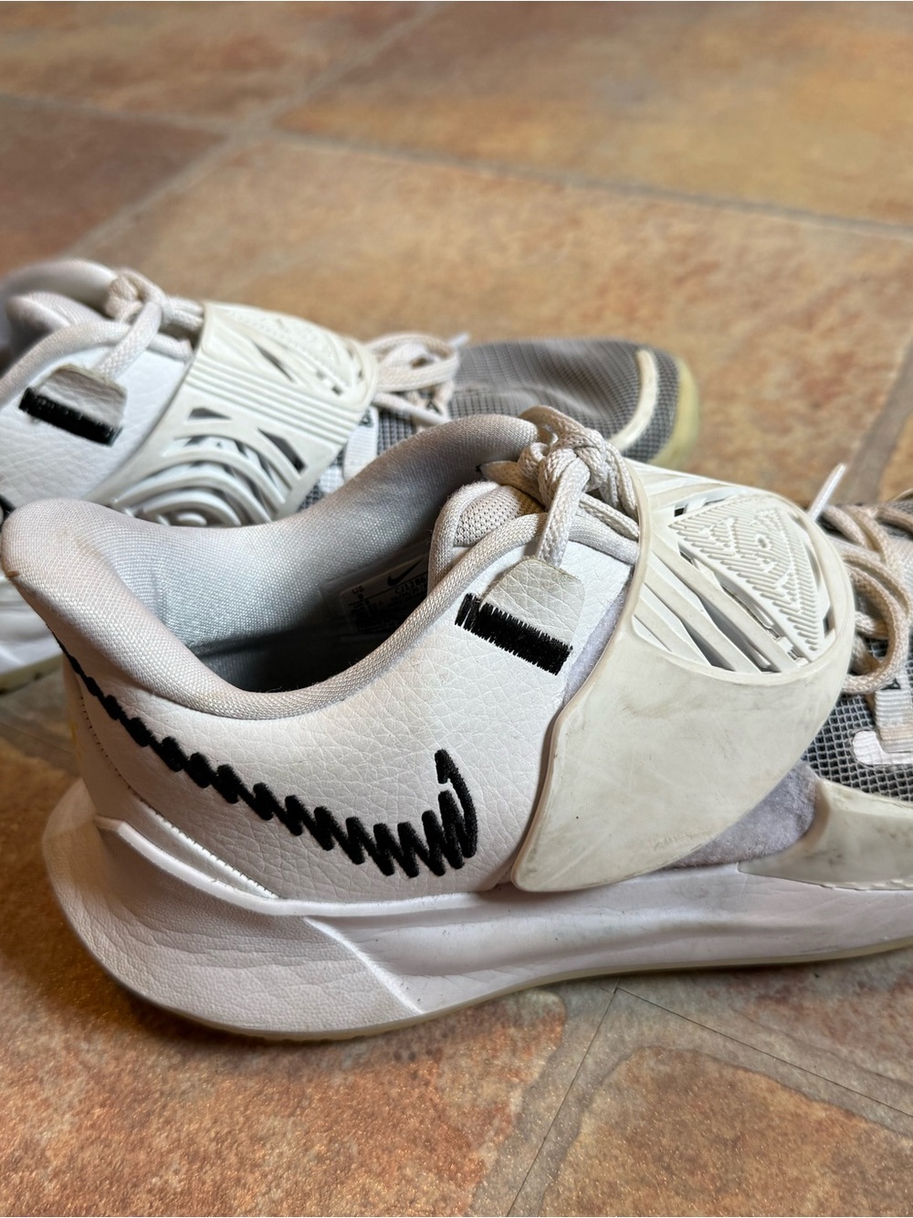 Nike Kyrie Cream & Black Low-Top Training Shoes